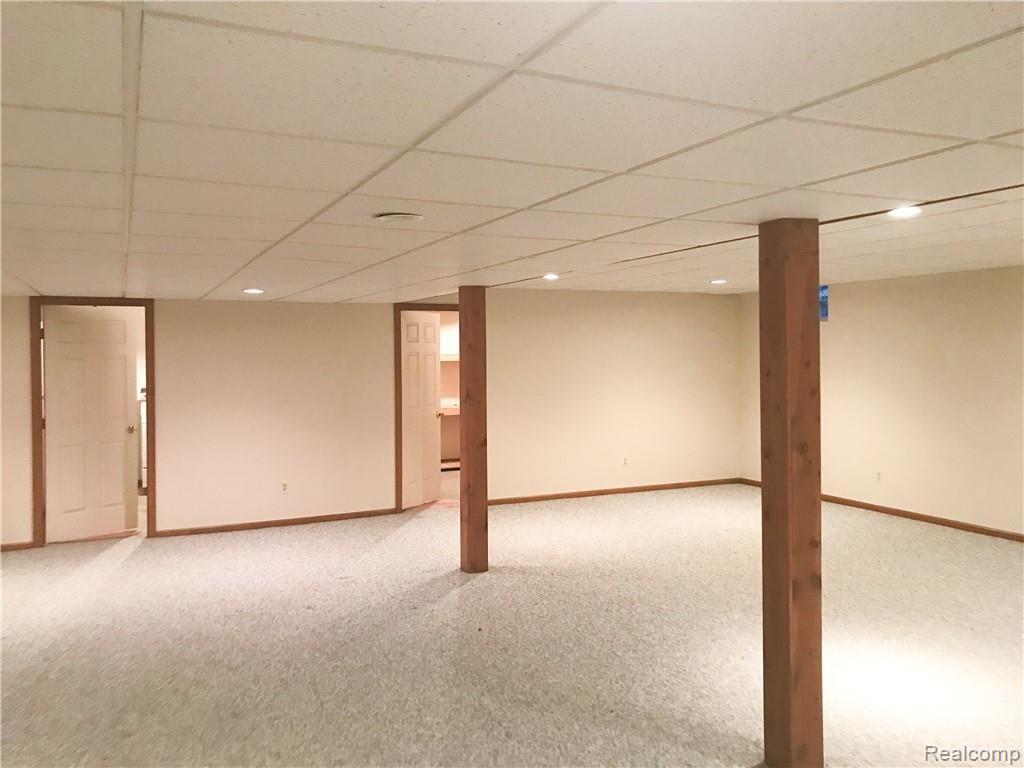 316 Mae Court Romeo, MI 48065 - Photo 21 of 27 09599D37-8540-42C5-8777-ABCE3AB4A151.jpeg