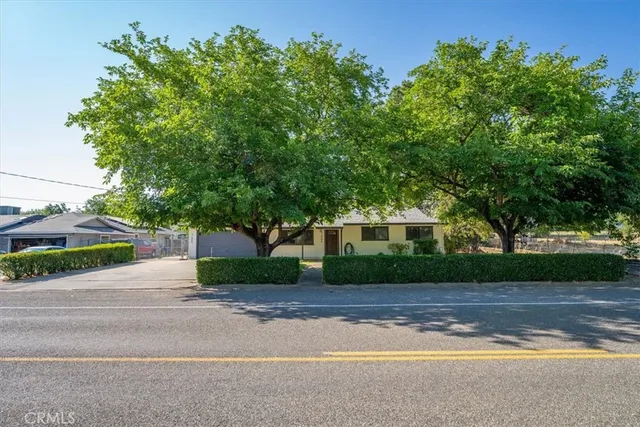$355,000 | 21999 Riverside Avenue, Red Bluff, CA 96080