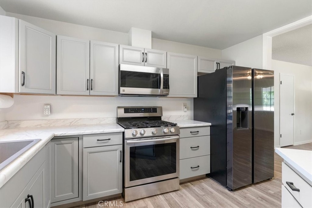 21999 Riverside Avenue Red Bluff, CA 96080 - Photo 4 of 46