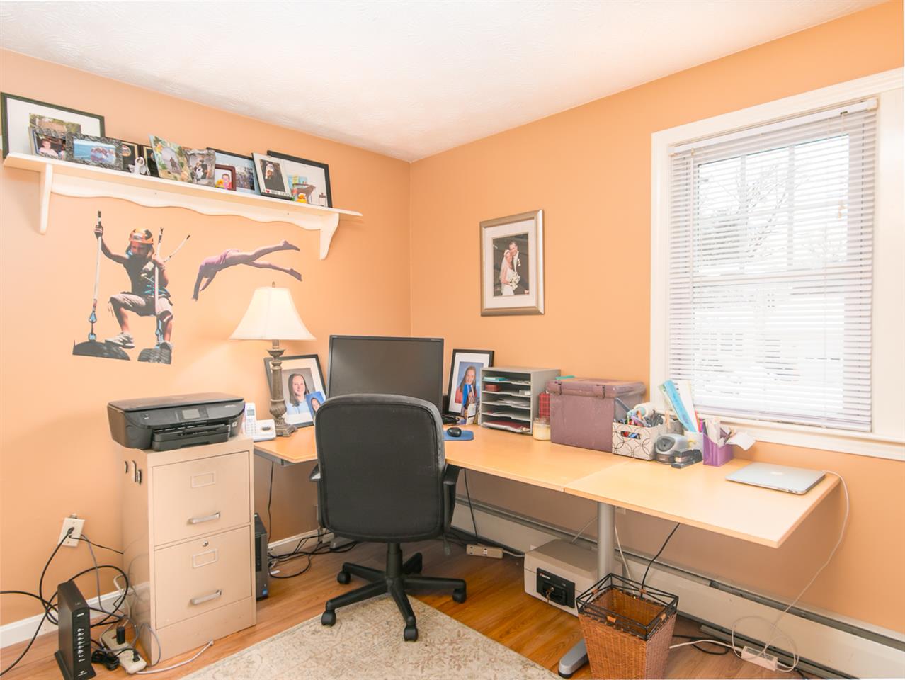 11 Wellesley Road Nashua, NH 03062 - Photo 13 of 19 Gallery Image 13