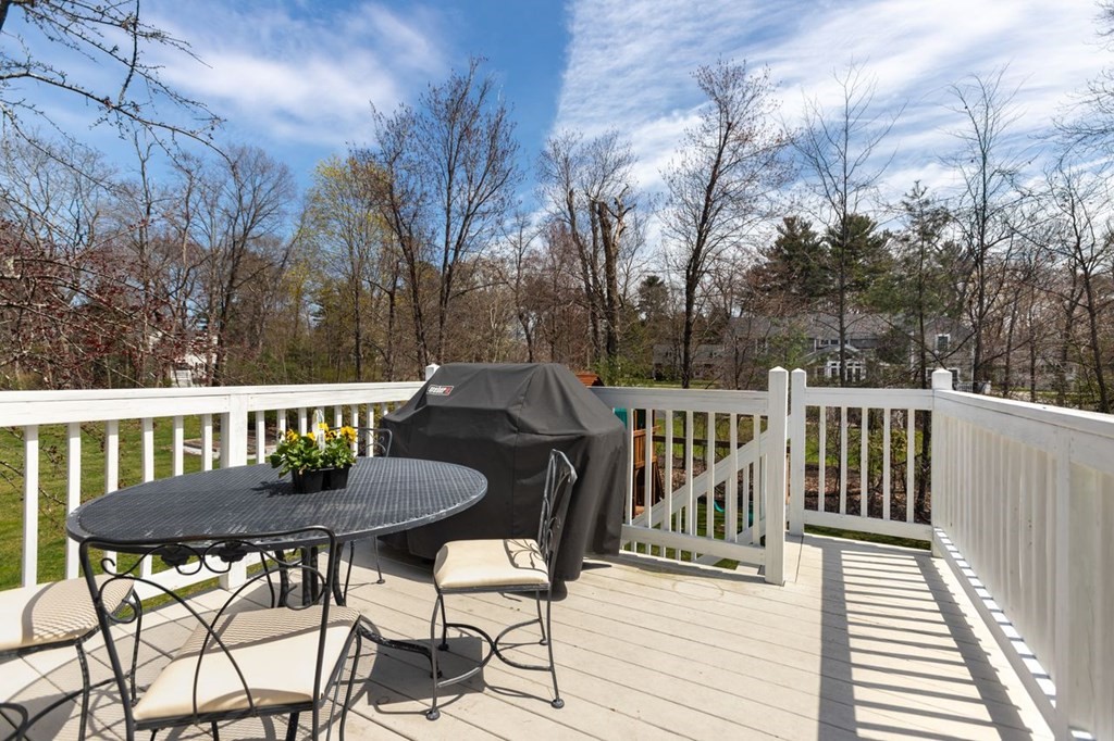 8 Juniper Road Lynnfield, MA 01940 - Photo 36 of 41 Gallery Image 36