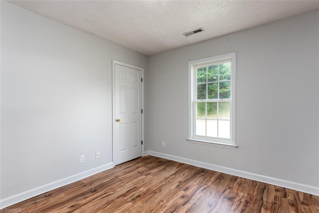 515 West Dalton Road King, NC 27021 - Photo 10 of 25 Gallery Image 10