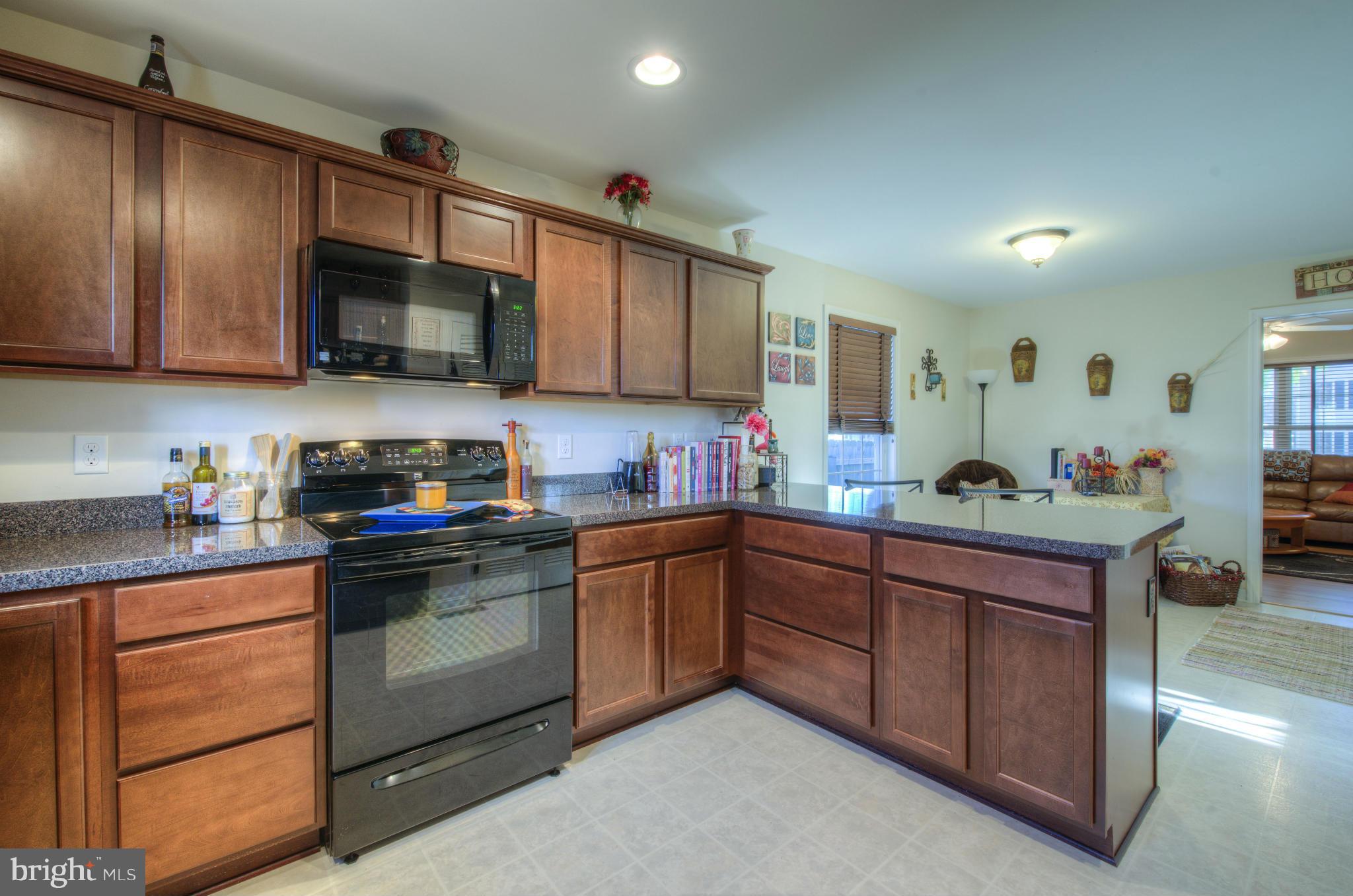 136 Bend Farm Road Fredericksburg, VA 22408 - Photo 11 of 25 Kitchen