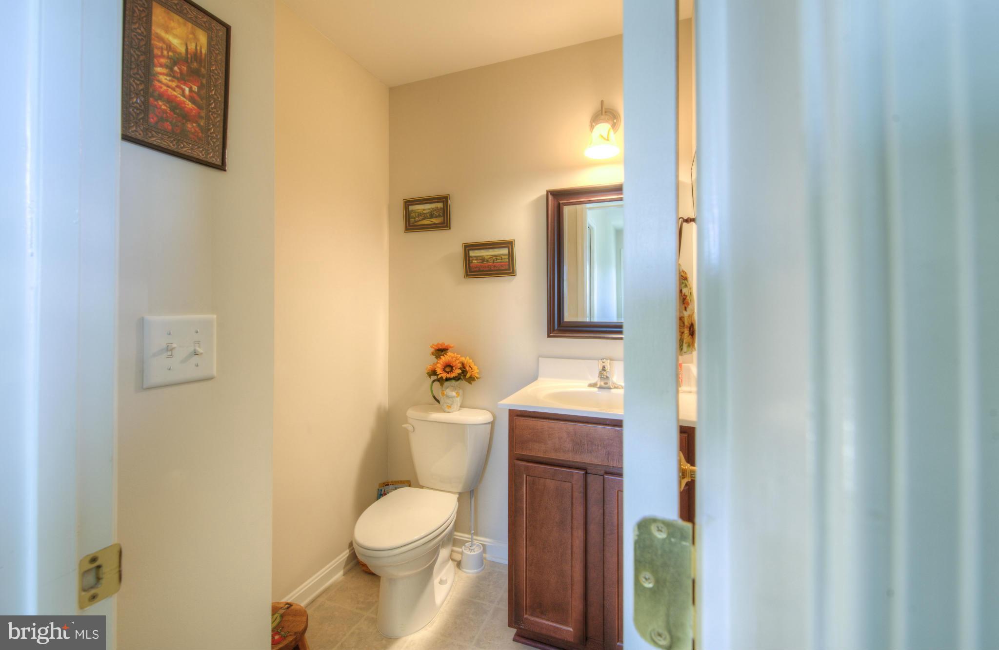 136 Bend Farm Road Fredericksburg, VA 22408 - Photo 19 of 25 Bath