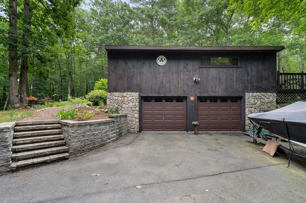 21 Hog Hill Road Pepperell, MA 01463 - Photo 4 of 29