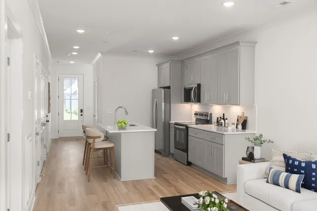 $355,600 | 305 Panther Drive, Murfreesboro, TN 37127