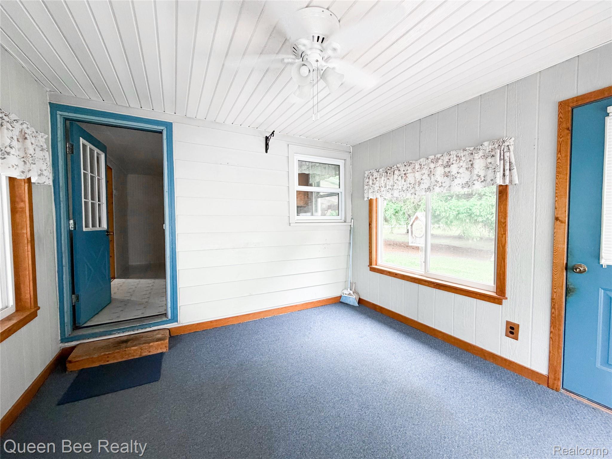 9012 Lincoln Road Harbor Beach, MI 48441 - Photo 11 of 15 Enclosed porch/mud room