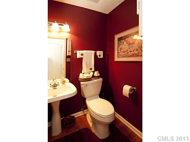 12001 Freshwell Road Charlotte, NC 28273 - Photo 12 of 12 Gallery Image 12
