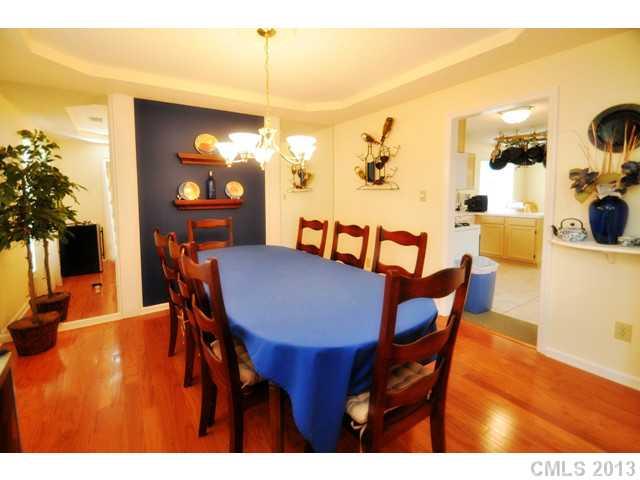 12001 Freshwell Road Charlotte, NC 28273 - Photo 6 of 12 Gallery Image 6
