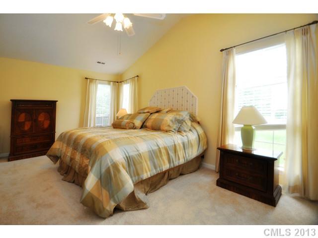 12001 Freshwell Road Charlotte, NC 28273 - Photo 7 of 12 Gallery Image 7