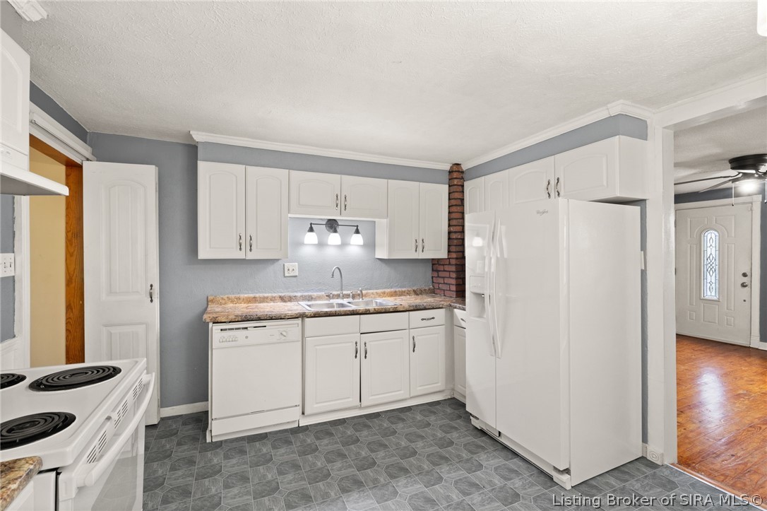 8185 Pekin Road Greenville, IN 47124 - Photo 11 of 35 Gallery Image 11