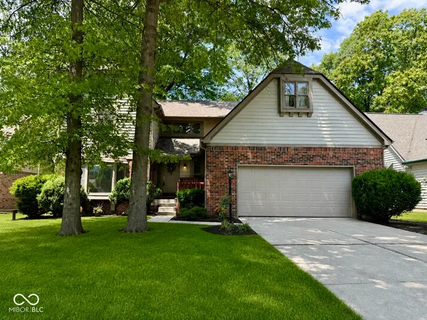 $369,000 | 7570 Pinesprings W Drive, Indianapolis, IN 46256