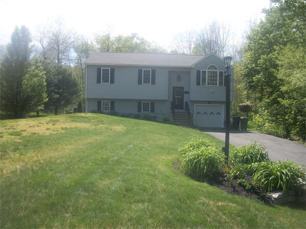 15 Center Road Dudley, MA 01571 - Photo 2 of 19 Gallery Image 2
