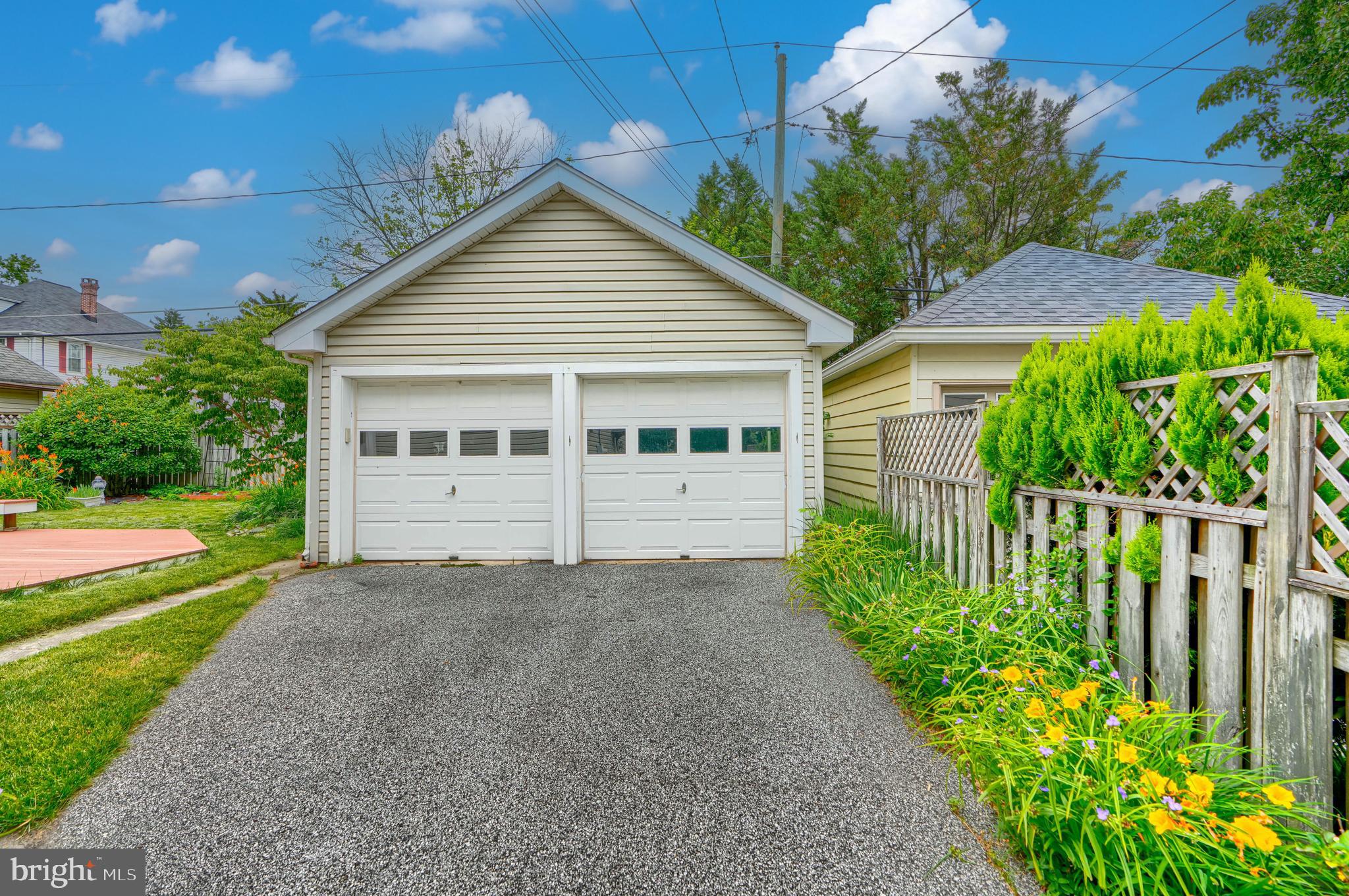 510 Murdock Road Baltimore, MD 21212 - Photo 60 of 68 2 Car Garage!