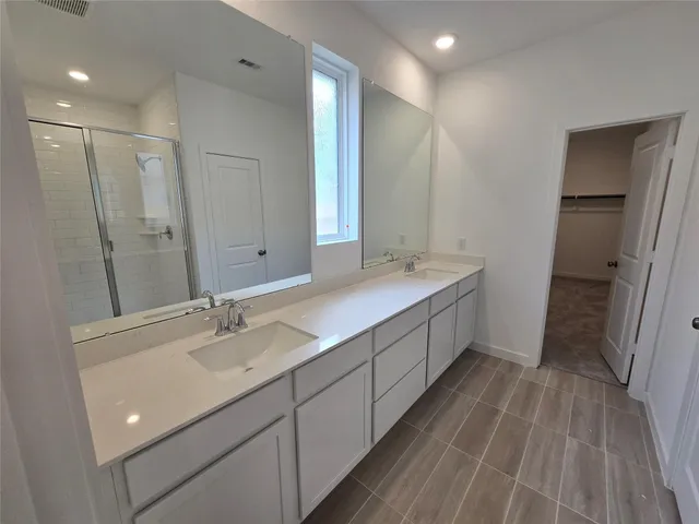 $250,000 | 1622 Marigold Bnd Drive, Crosby, TX 77532