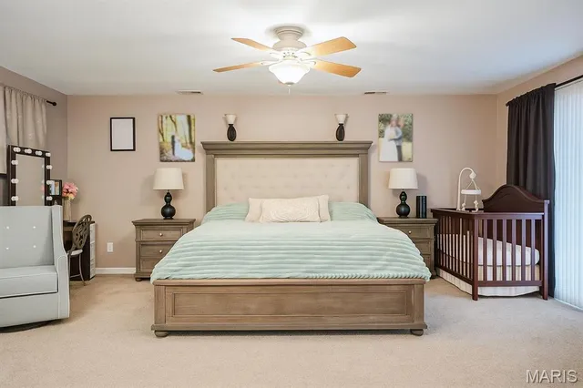 $284,900 | 1300 Duval Drive, Godfrey, IL 62035