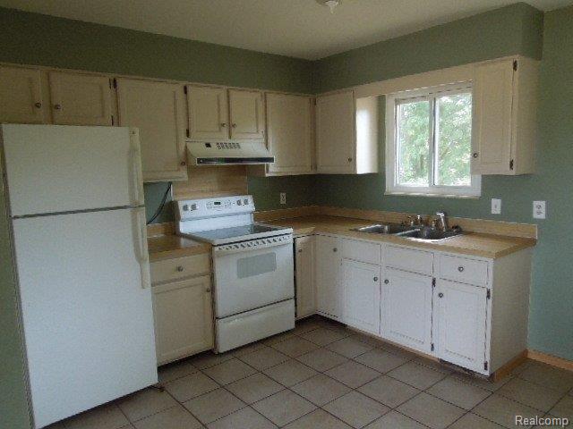 3455 German Road Columbiaville, MI 48421 - Photo 4 of 20 8 kitchen.JPG