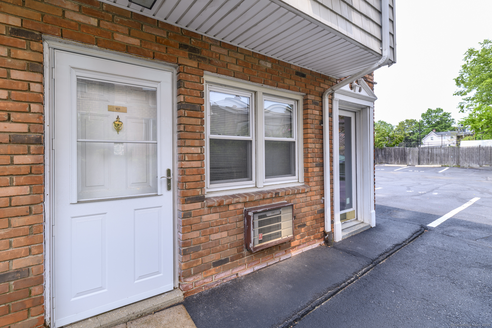 50 North Street, Unit 101 Stamford, CT 06902 - Photo 11 of 13