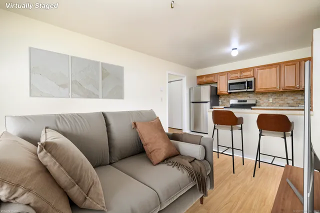 $2,000 | 50 North Street, Unit 101, Stamford, CT 06902