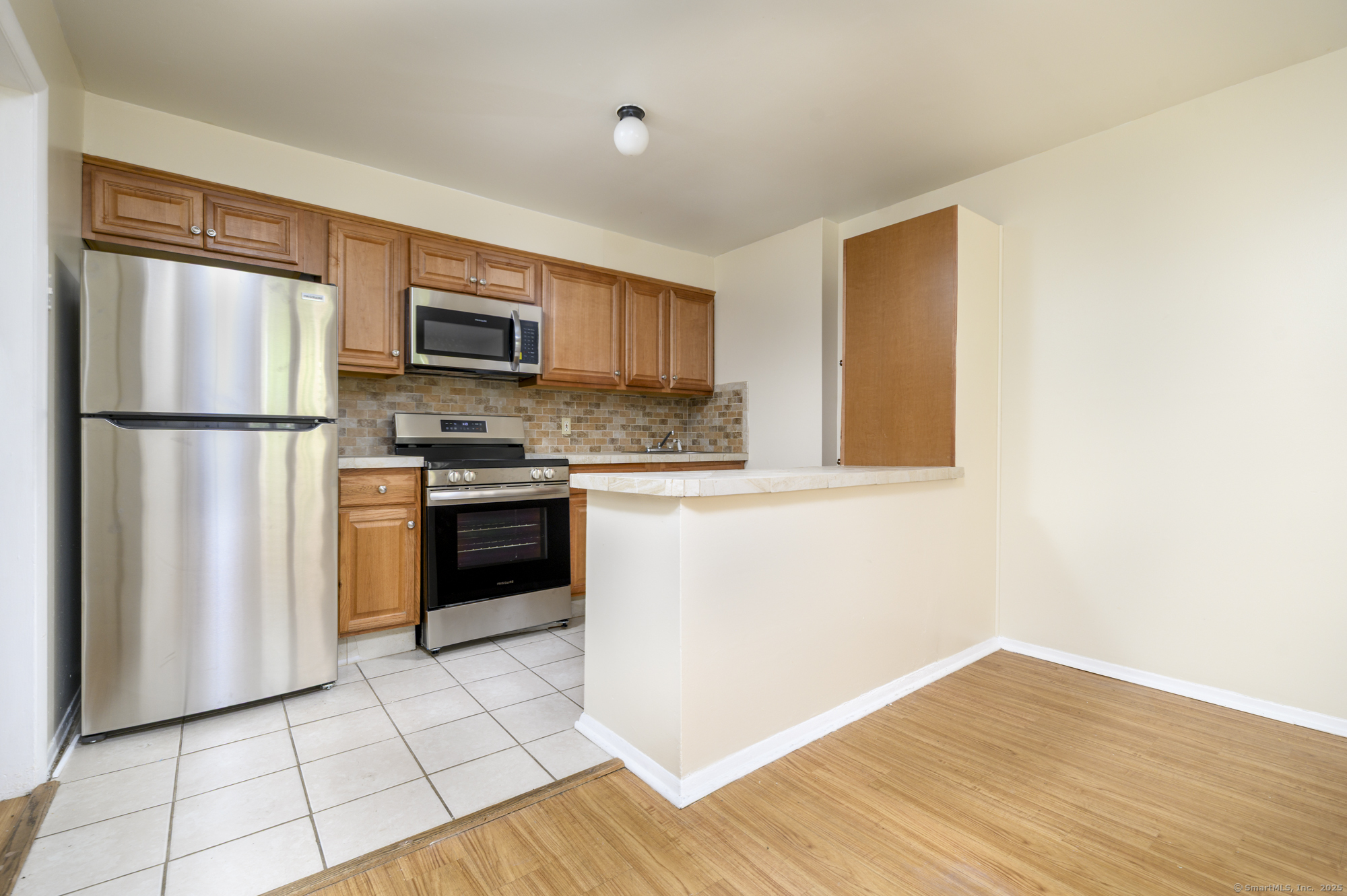 50 North Street, Unit 101 Stamford, CT 06902 - Photo 4 of 13