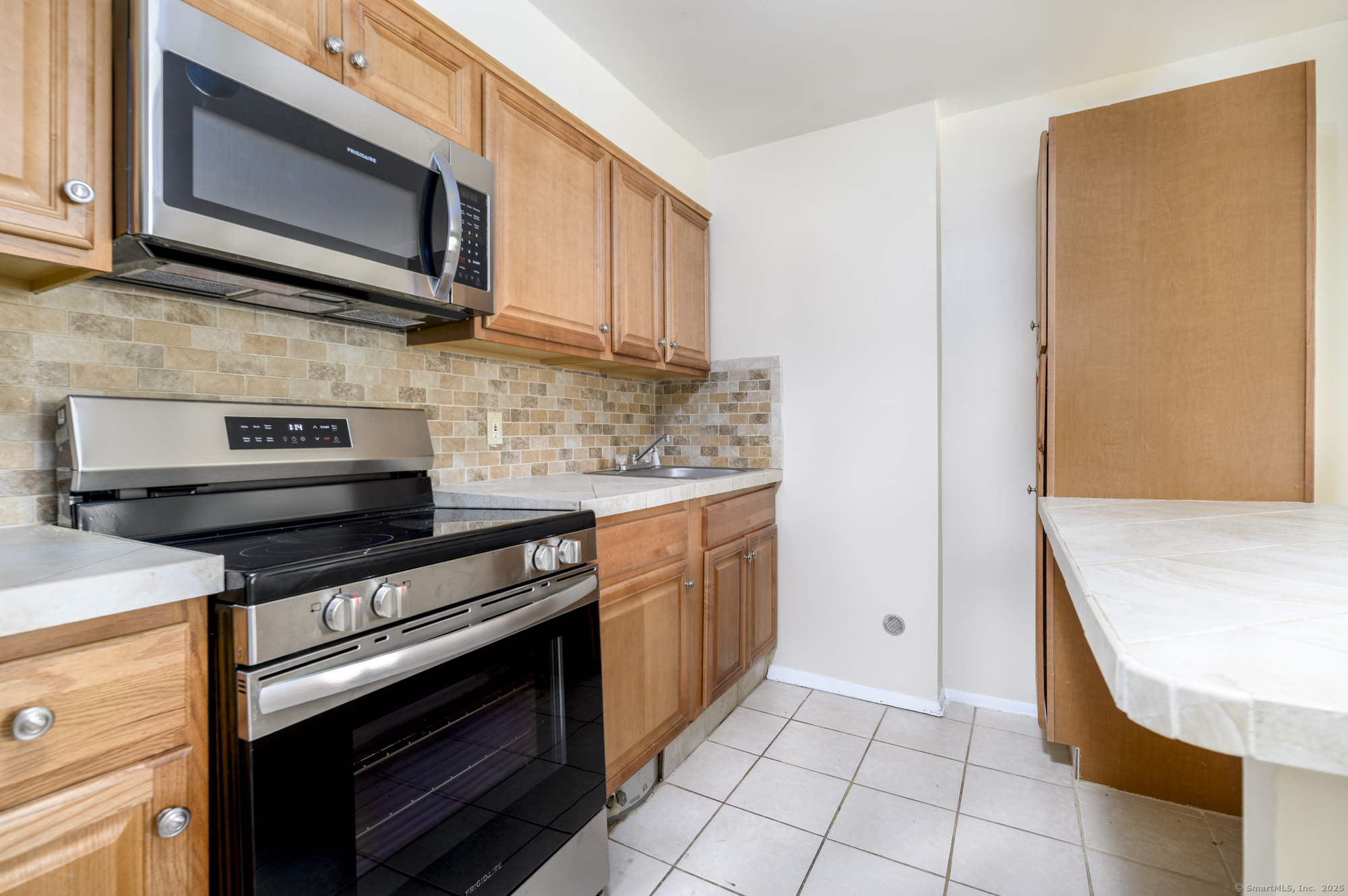 50 North Street, Unit 101 Stamford, CT 06902 - Photo 5 of 13