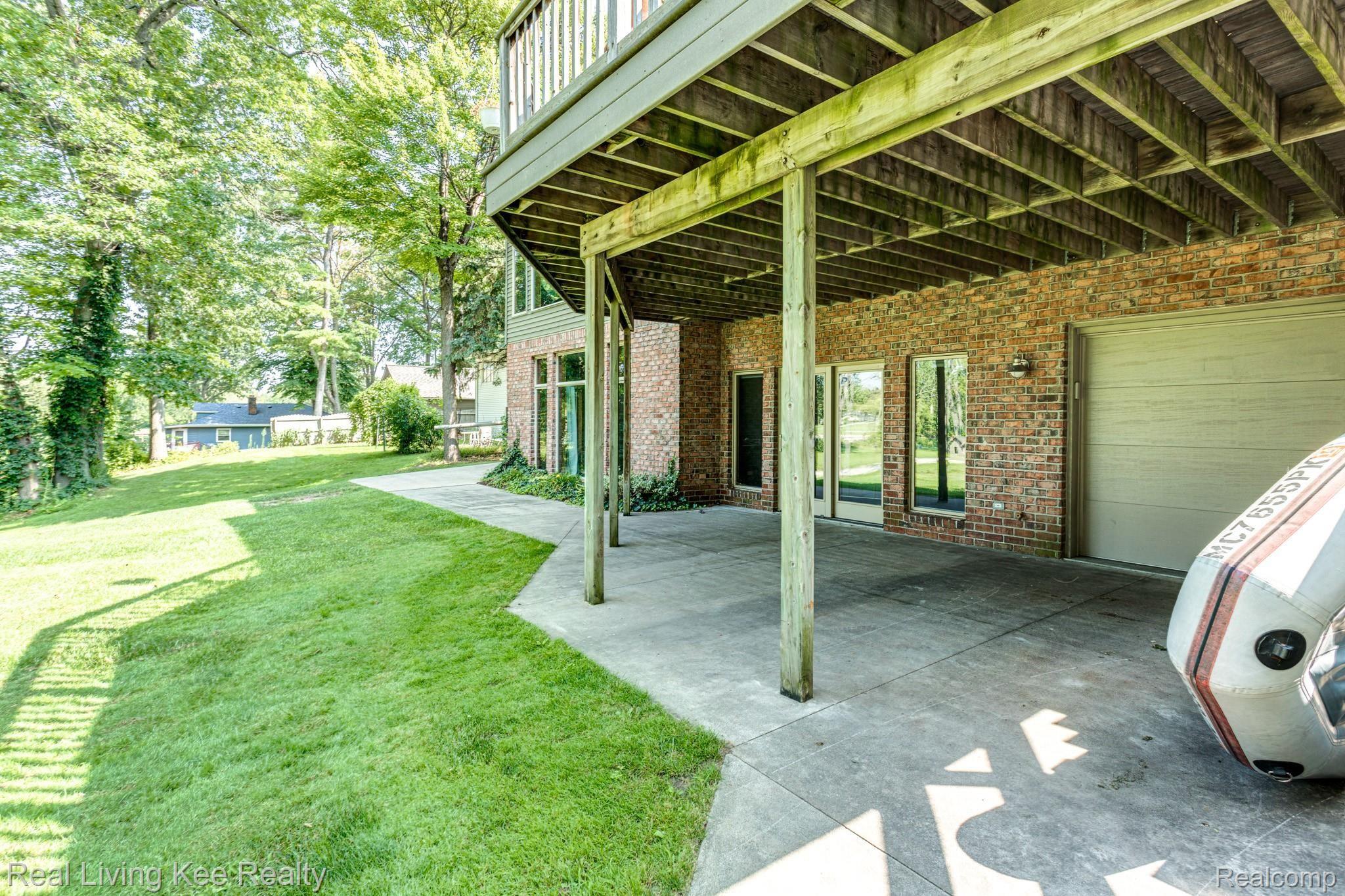 3017 Riverside Drive Port Huron, MI 48060 - Photo 57 of 70 3017 Riverside Dr (9 of 81).jpg