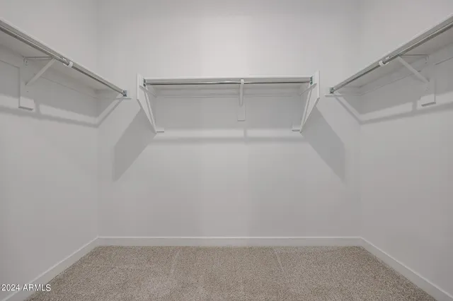 $2,300 | 7811 North 79th Drive, Glendale, AZ 85303