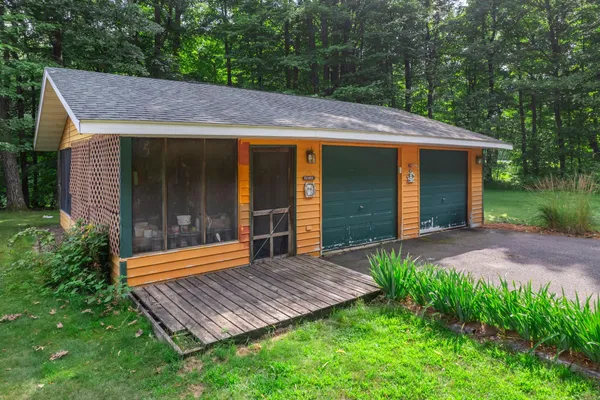 $1,375,000 | 2529 3 1/4 5th Street, Cumberland, WI 54829