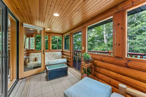 $1,375,000 | 2529 3 1/4 5th Street, Cumberland, WI 54829