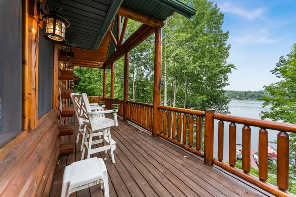 $1,375,000 | 2529 3 1/4 5th Street, Cumberland, WI 54829