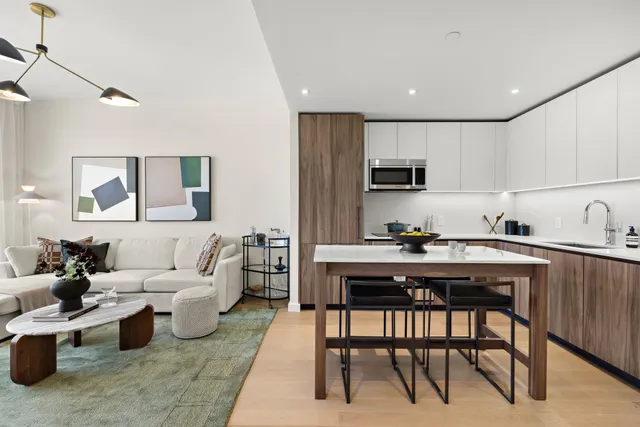 $805,000 | 387 8th Street, Unit 2J, Jersey City, NJ 07302