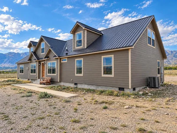 $850,000 | 189 Road 8Ud, Powell, WY 82435