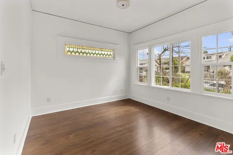 $5,350 | 135 South Dillon Street, Los Angeles, CA 90057