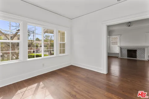 $5,350 | 135 South Dillon Street, Los Angeles, CA 90057