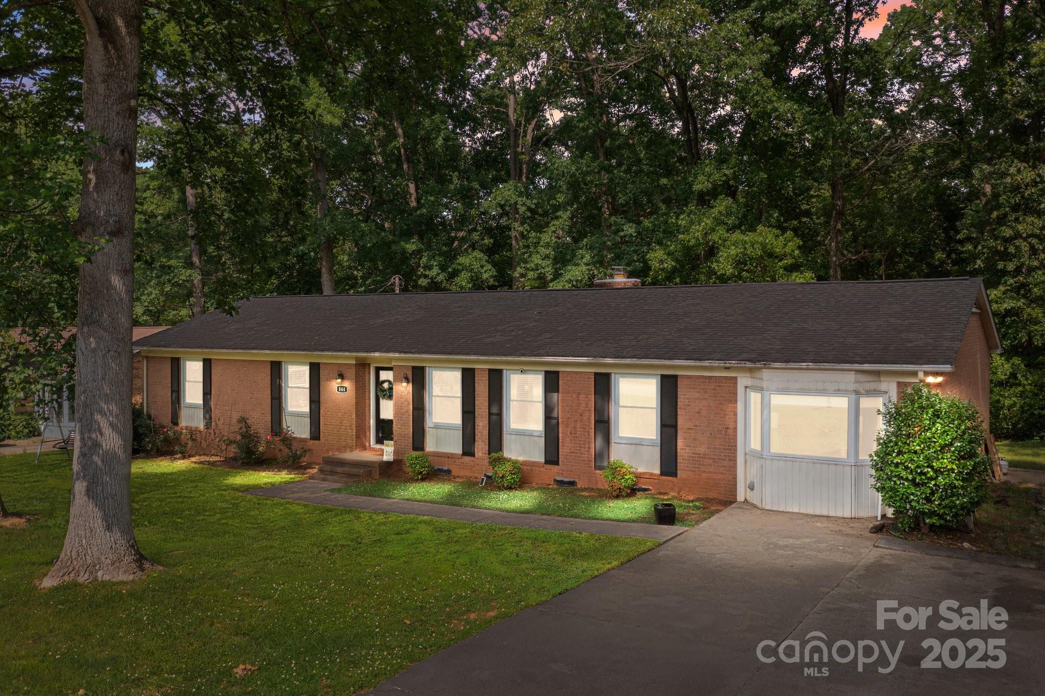 844 Fieldstone Road Mooresville, NC 28115 - Photo 2 of 31 Gallery Image 2