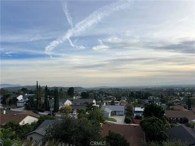 $825,000 | 13450 Lochrin Lane, Sylmar, CA 91342