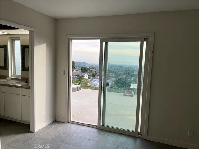 $825,000 | 13450 Lochrin Lane, Sylmar, CA 91342