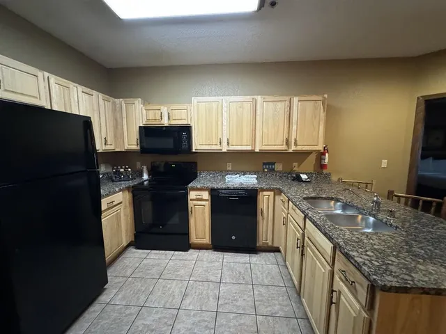 $395,000 | 350 East Hiawatha Drive, Unit 327, Lake Delton, WI 53965