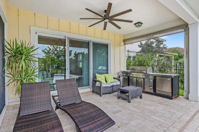 $715,000 | 1128 Wandering Willow Way, Loxahatchee, FL 33470