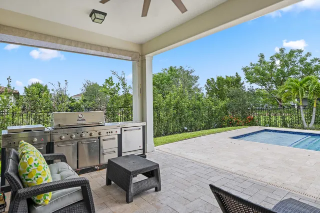 $715,000 | 1128 Wandering Willow Way, Loxahatchee, FL 33470