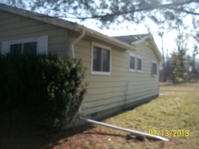 2132 Maples Road Fort Wayne, IN 46816 - Photo 3 of 26