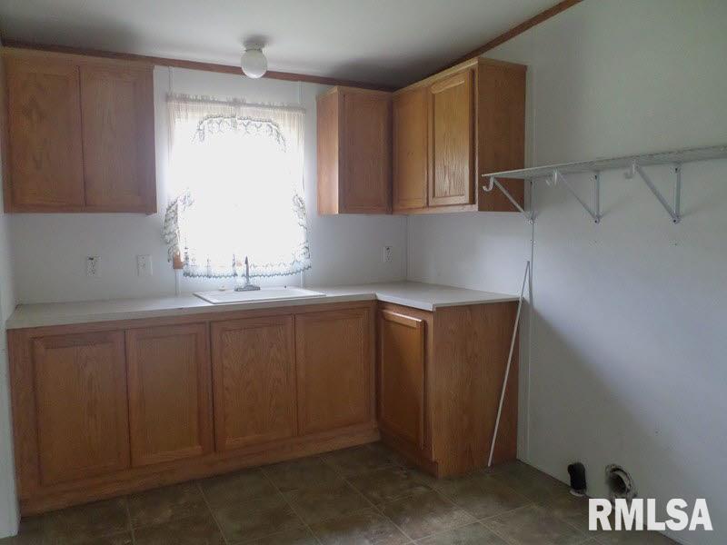 4578 Kell Road Kell, IL 62853 - Photo 22 of 25