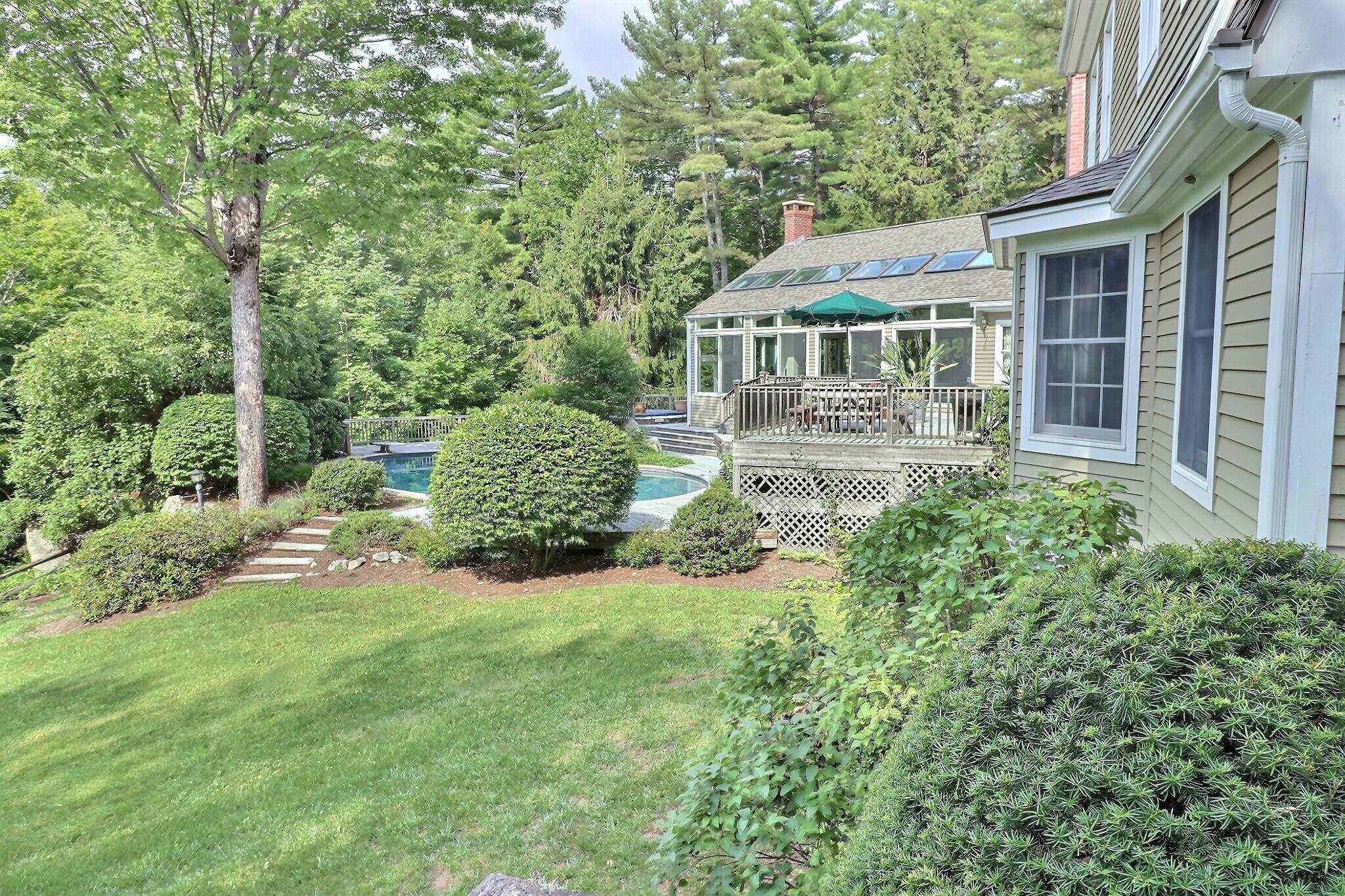 106 Meadow Brook Road New London, NH 03257 - Photo 31 of 38 Gallery Image 31