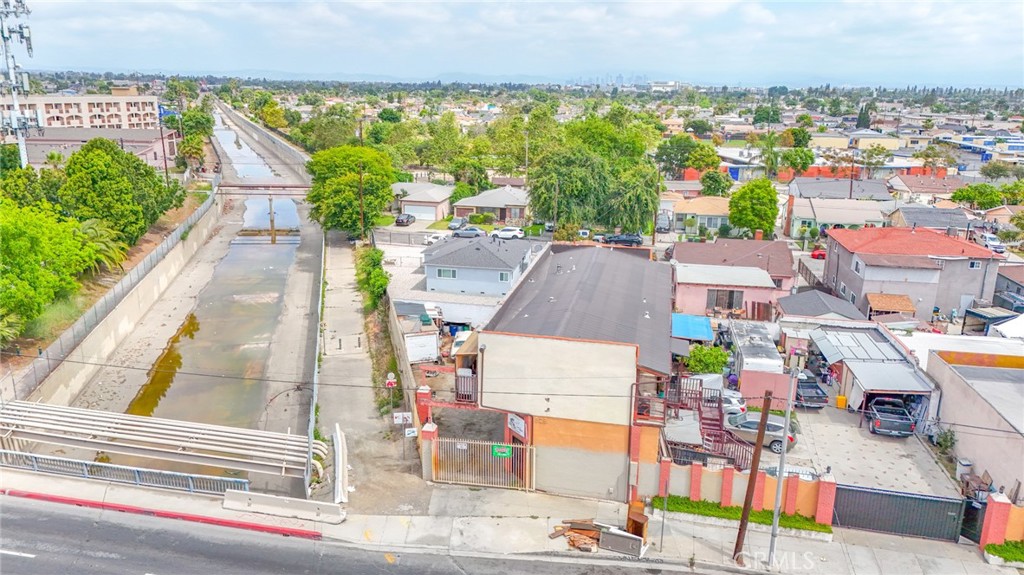 923 Rosecrans Avenue Compton, CA 90222 - Photo 13 of 14 an aerial view of a city