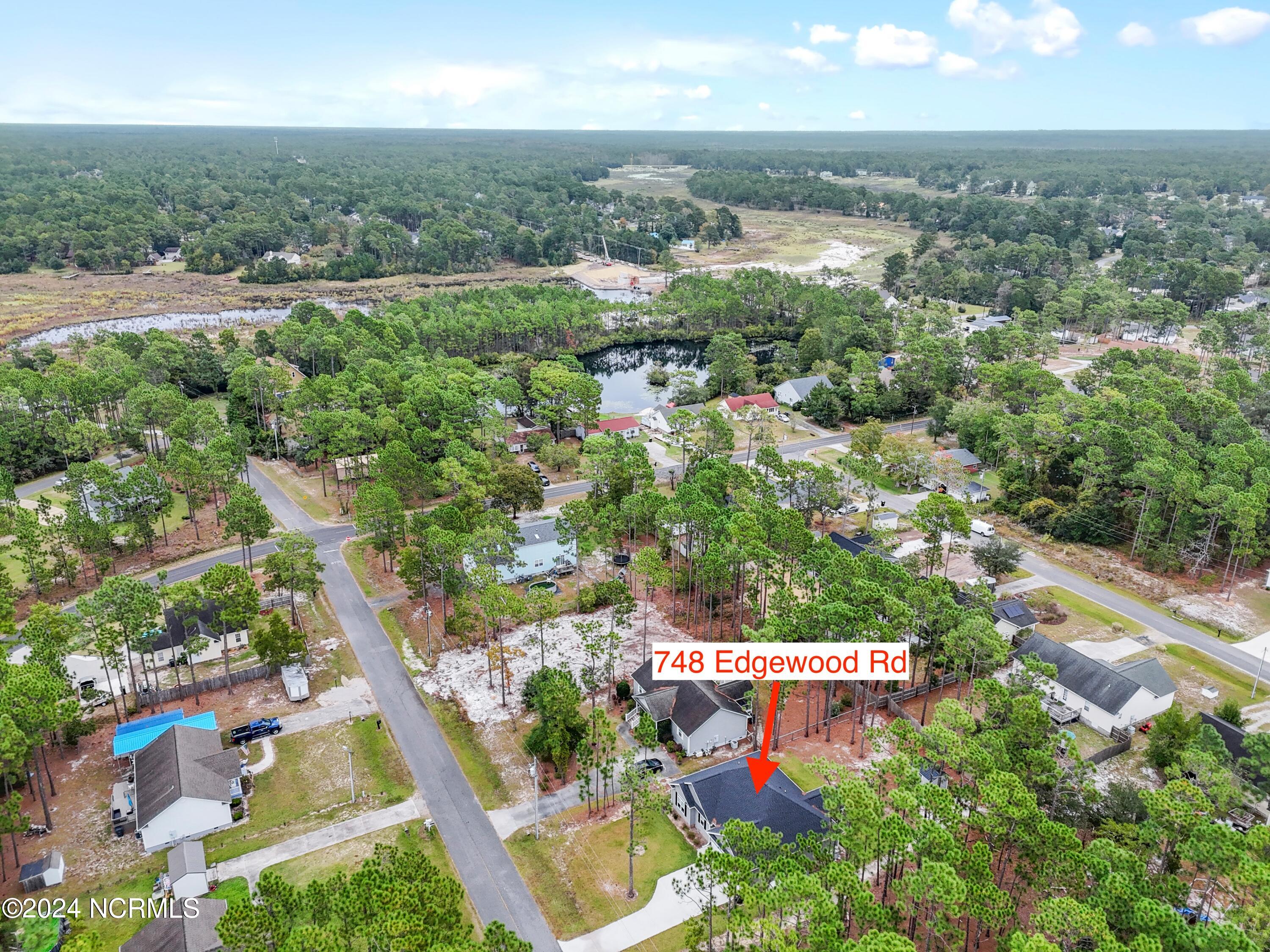 748 Edgewood Road Southport, NC 28461 - Photo 4 of 68 748EdgewoodRd - 45