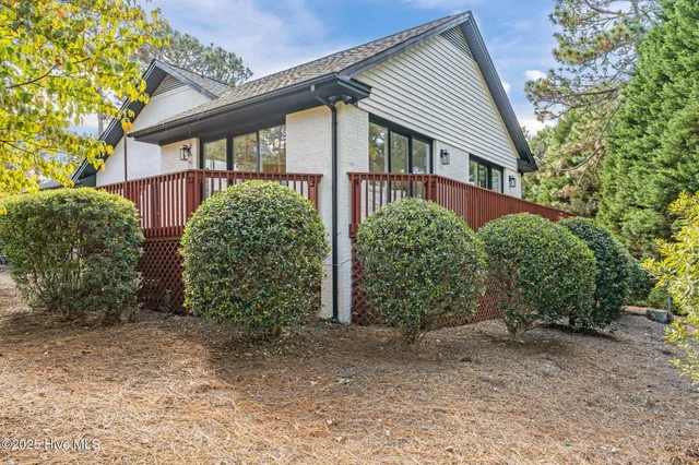 $799,000 | 5 Pin Oak Court, Pinehurst, NC 28374