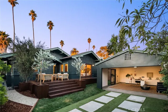 $1,595,000 | 2396 West 31st Street, Los Angeles, CA 90018