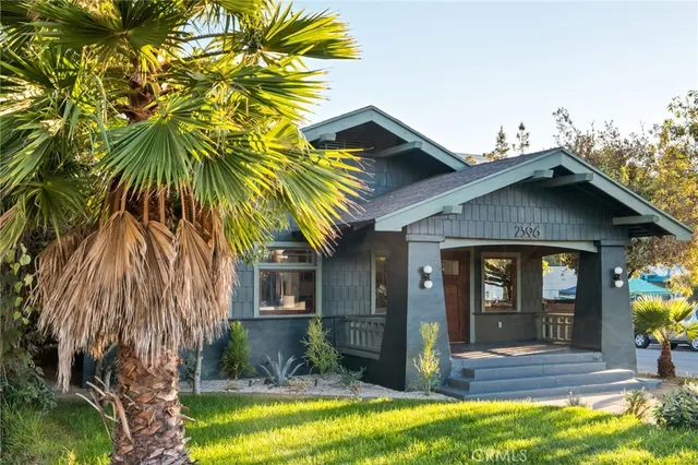 $1,595,000 | 2396 West 31st Street, Los Angeles, CA 90018