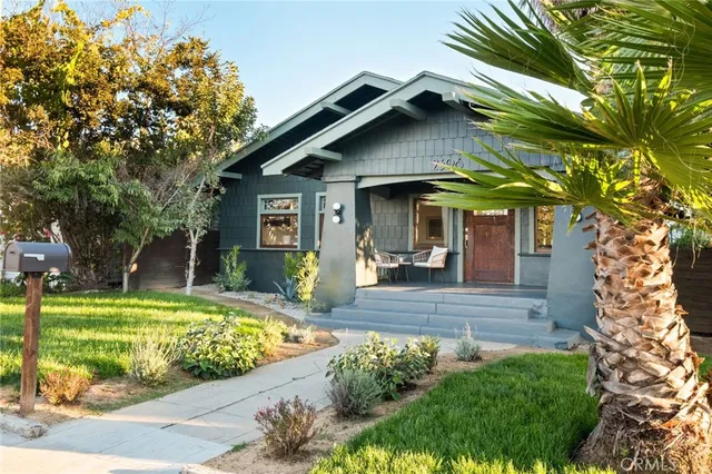 $1,595,000 | 2396 West 31st Street, Los Angeles, CA 90018