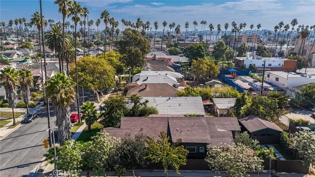 $1,595,000 | 2396 West 31st Street, Los Angeles, CA 90018